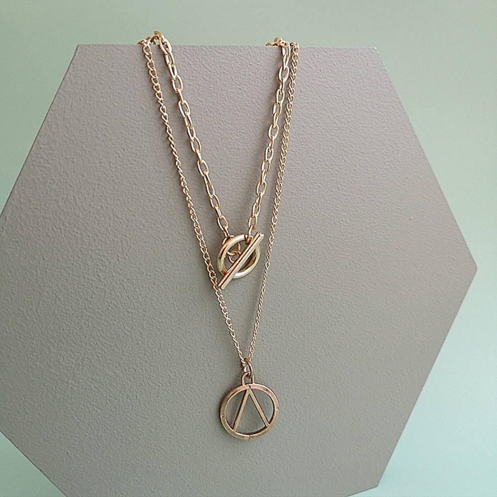 Edge Layer Necklace - Picture 2 of 8